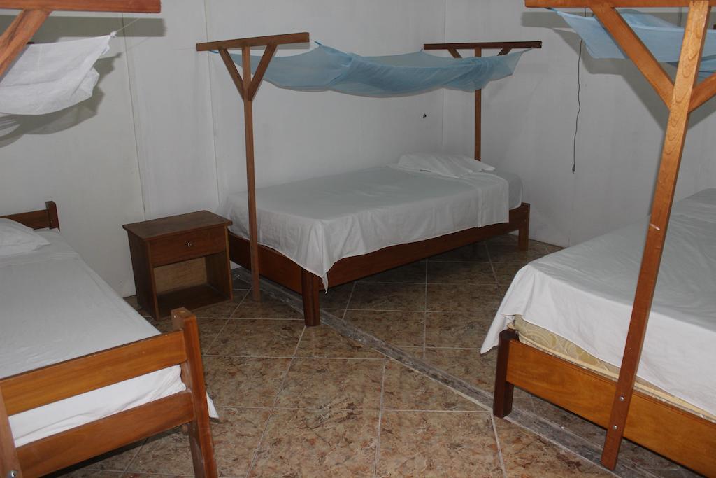 Tambopata Hostel Puerto Maldonado Habitación foto
